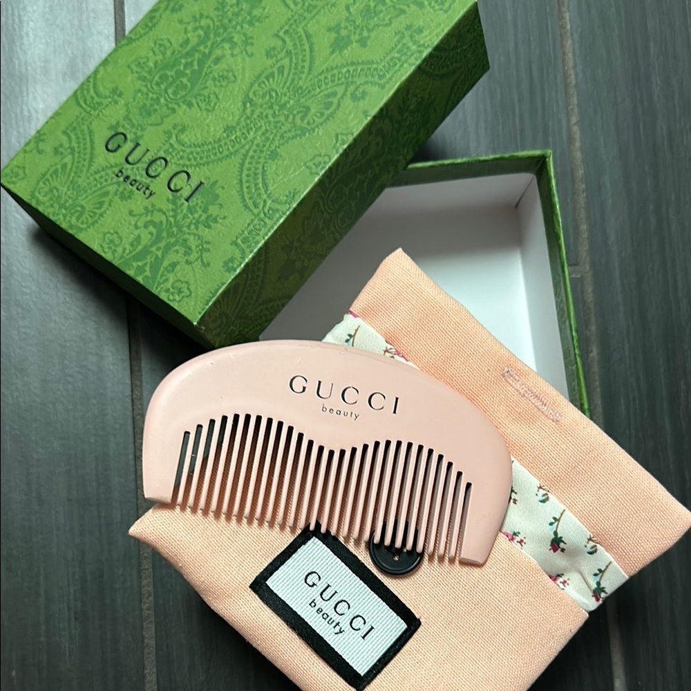 Gucci Pink Comb